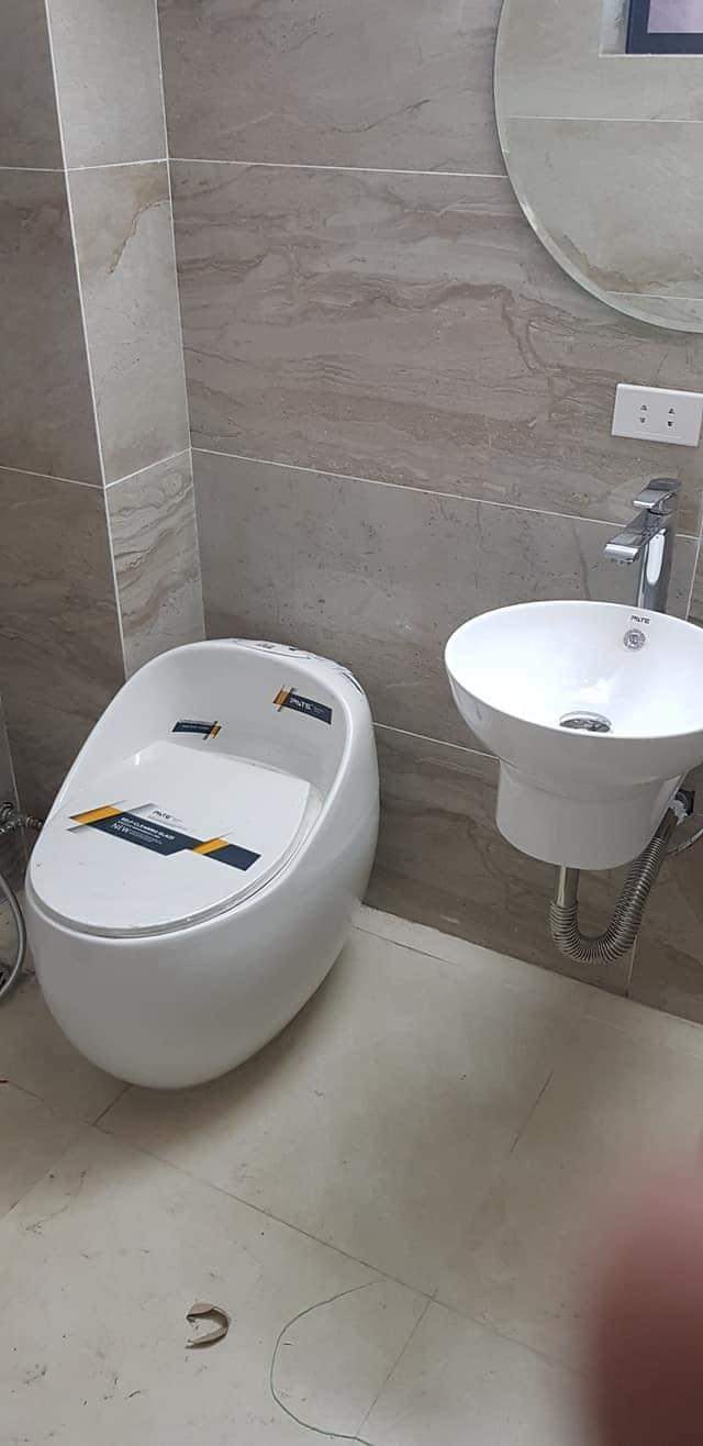Tôi cho thuê nhà mới, hai cửa đi, Hoàng Văn Thái, 98m2x 5T vỉa hè 30 Tr - Ảnh 1